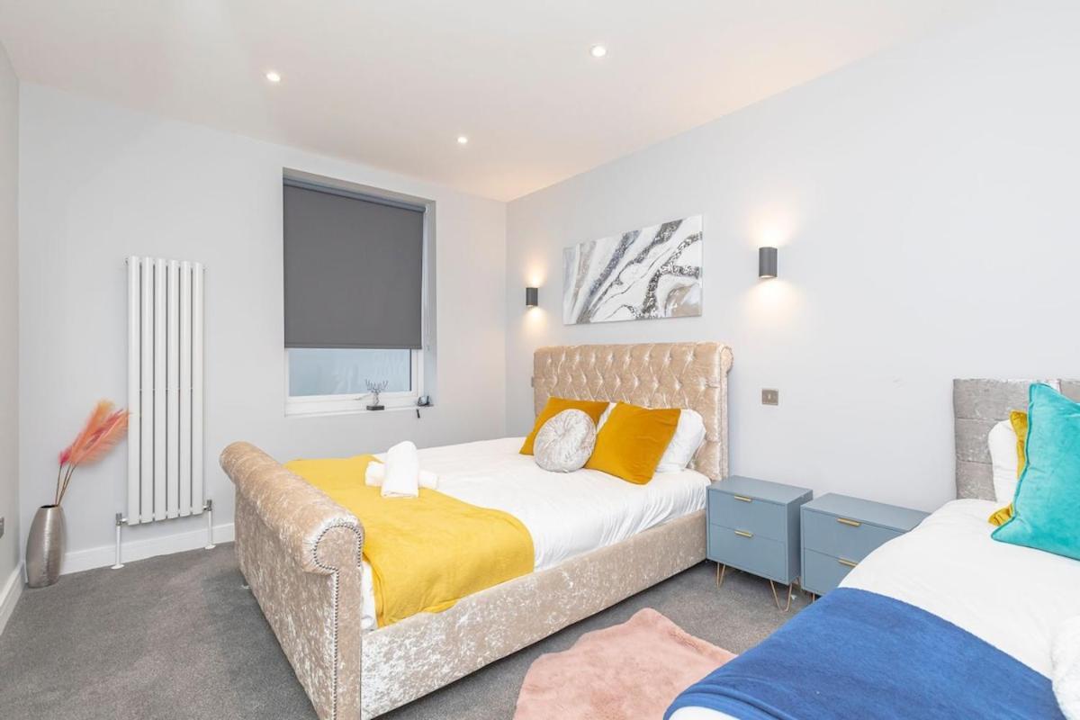 Bloomsaway Seafront One Bedroom Bn133duk02 Apartment *